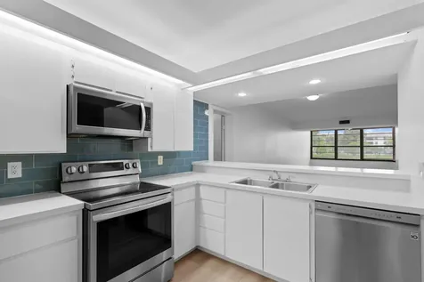 3650 Whitehall Drive West Palm Beach FL 33401