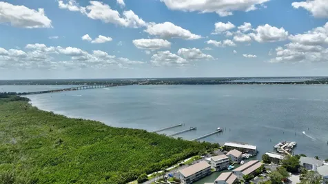 1555 Ne Ocean Boulevard Stuart FL 34996