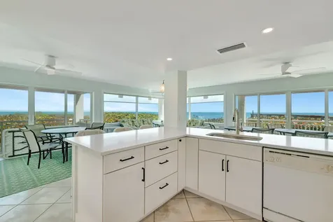 1555 Ne Ocean Boulevard Stuart FL 34996