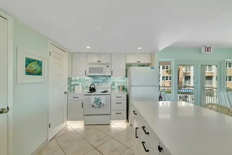 1555 Ne Ocean Boulevard Stuart FL 34996