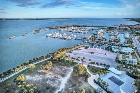 701 N Indian River Drive Fort Pierce FL 34950