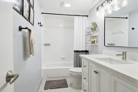 6818 68th Way West Palm Beach FL 33409
