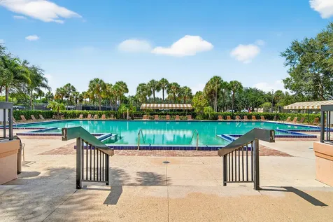 6818 68th Way West Palm Beach FL 33409