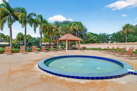 6818 68th Way West Palm Beach FL 33409