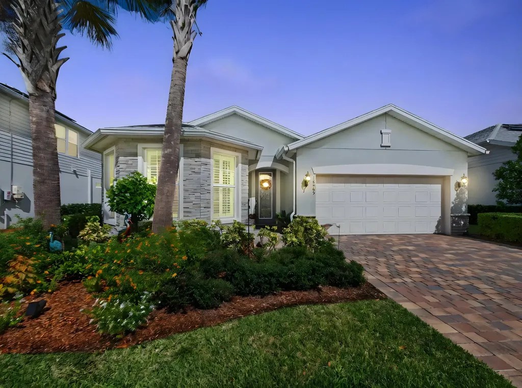 10509 Sw Captiva Drive Port Saint Lucie FL 34987