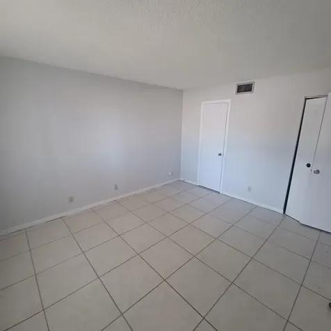 4820 Lucerne Lakes Boulevard Lake Worth FL 33467