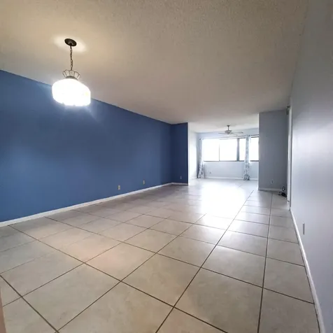 4820 Lucerne Lakes Boulevard Lake Worth FL 33467