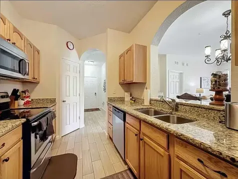 2784 Almaton Loop Kissimmee FL 34747