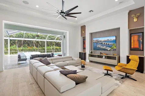 6081 Wildcat Run West Palm Beach FL 33412