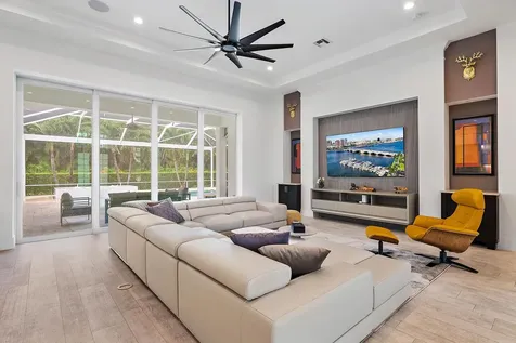 6081 Wildcat Run West Palm Beach FL 33412