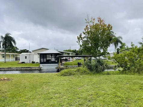 1103 Lemon Street Okeechobee FL 34974