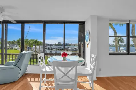 1648 Jupiter Cove Drive Jupiter FL 33469