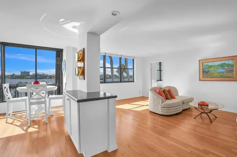 1648 Jupiter Cove Drive Jupiter FL 33469