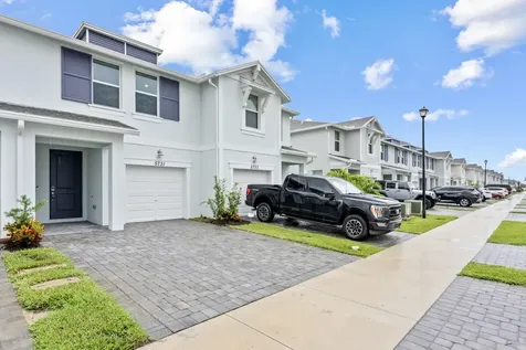5731 Se Edgewater Circle Stuart FL 34997