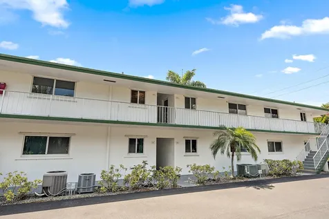 2 Garden Street Tequesta FL 33469