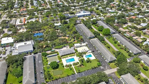 2 Garden Street Tequesta FL 33469
