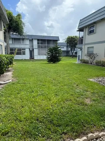 447 Brittany J Delray Beach FL 33446