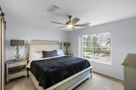 1581 Se Pomeroy Street Stuart FL 34997