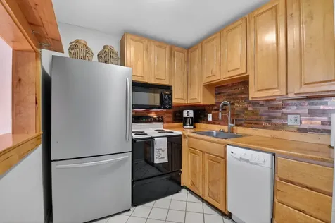 3160 Lake Osborne Drive Lake Worth Beach FL 33461