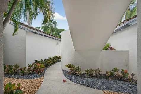 602 Ryder Cup Circle Palm Beach Gardens FL 33418