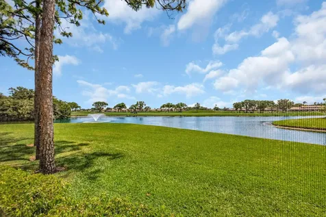 602 Ryder Cup Circle Palm Beach Gardens FL 33418