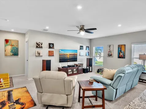 122 Dabou Loop Belle Glade FL 33430