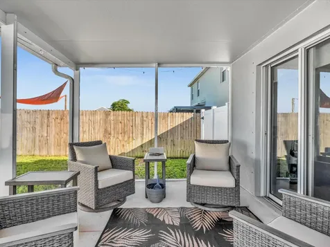 122 Dabou Loop Belle Glade FL 33430