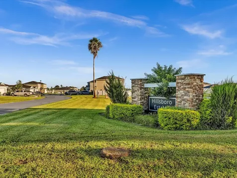 122 Dabou Loop Belle Glade FL 33430