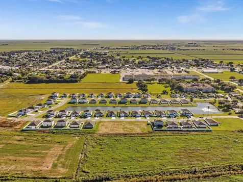 122 Dabou Loop Belle Glade FL 33430