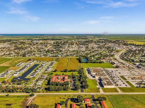 122 Dabou Loop Belle Glade FL 33430