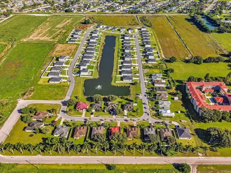 122 Dabou Loop Belle Glade FL 33430