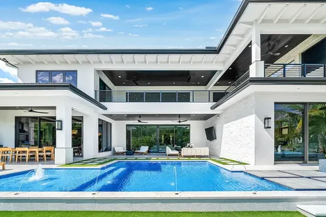 1560 Sw 6th Avenue Boca Raton FL 33486