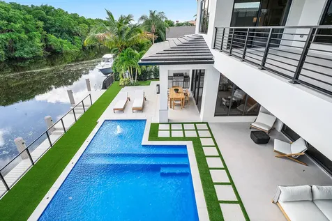 1560 Sw 6th Avenue Boca Raton FL 33486