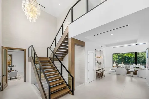 1560 Sw 6th Avenue Boca Raton FL 33486