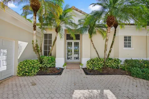 8784 Lakes Boulevard West Palm Beach FL 33412