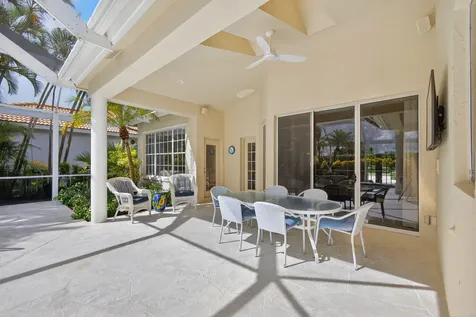 8784 Lakes Boulevard West Palm Beach FL 33412