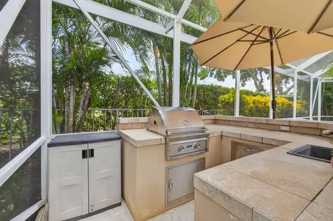 8784 Lakes Boulevard West Palm Beach FL 33412