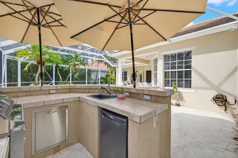 8784 Lakes Boulevard West Palm Beach FL 33412