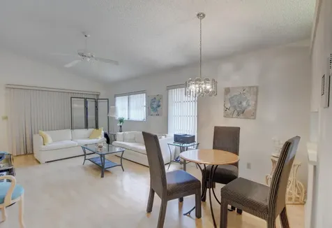 8089 Springtree Road Boca Raton FL 33496