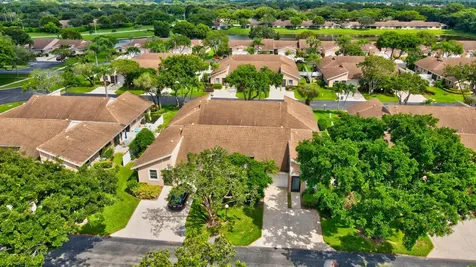 8089 Springtree Road Boca Raton FL 33496