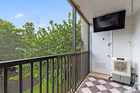1605 S Us Highway 1 Jupiter FL 33477