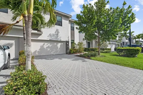 8667 Corvus Drive Lake Worth FL 33467