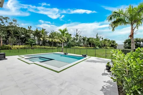 8222 Essex Country Club Drive Boca Raton FL 33434