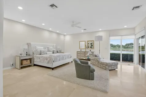 17069 Royal Cove Way Boca Raton FL 33496