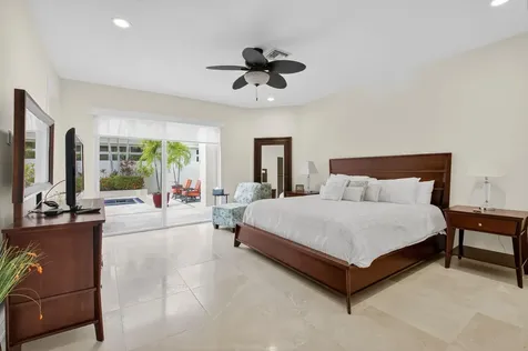 17069 Royal Cove Way Boca Raton FL 33496