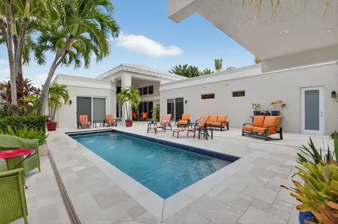 17069 Royal Cove Way Boca Raton FL 33496