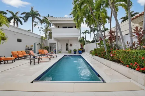 17069 Royal Cove Way Boca Raton FL 33496