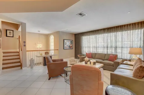 5545 Ne Trieste Way Boca Raton FL 33487