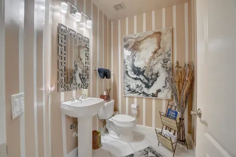 5545 Ne Trieste Way Boca Raton FL 33487