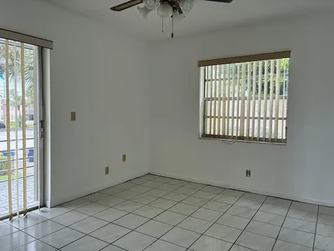 574 Burgundy L Delray Beach FL 33484